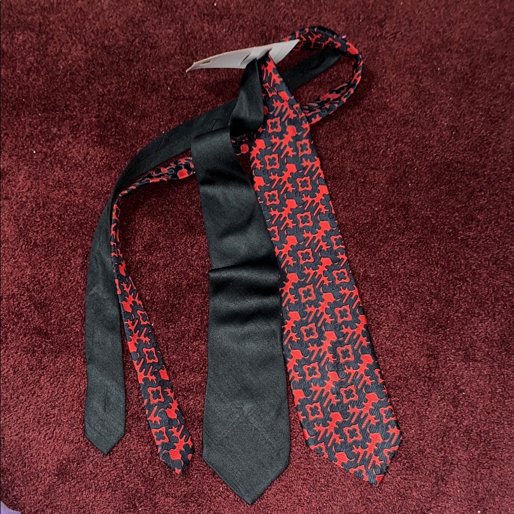 Vintage Red and Black Patterned Men's Tie